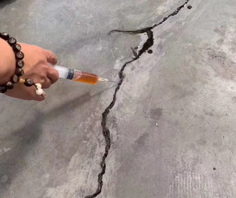 绥芬河混凝土裂缝修补技术详解​